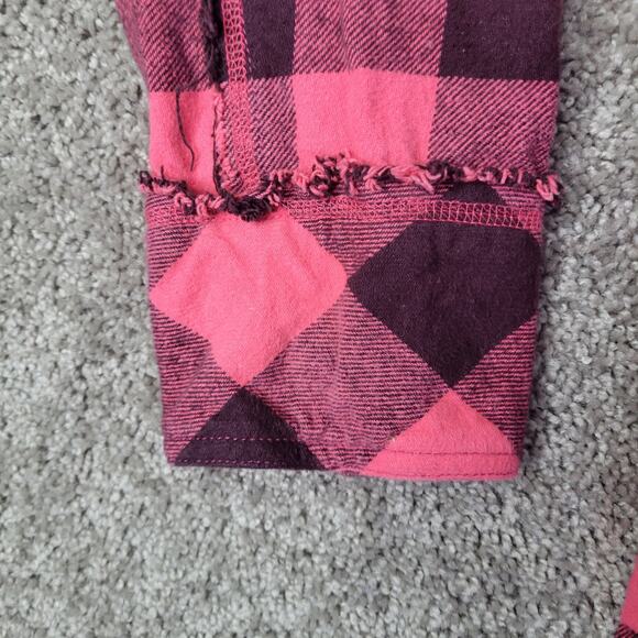 We the Free Oversized Pink Raw Hem Button Down Plaid Shirt Size Small - Picture 4 of 10